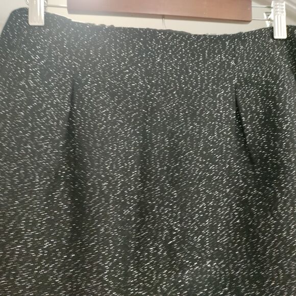 Sparkly black mini skirt by GAP. Size 10 - Picture 5 of 5